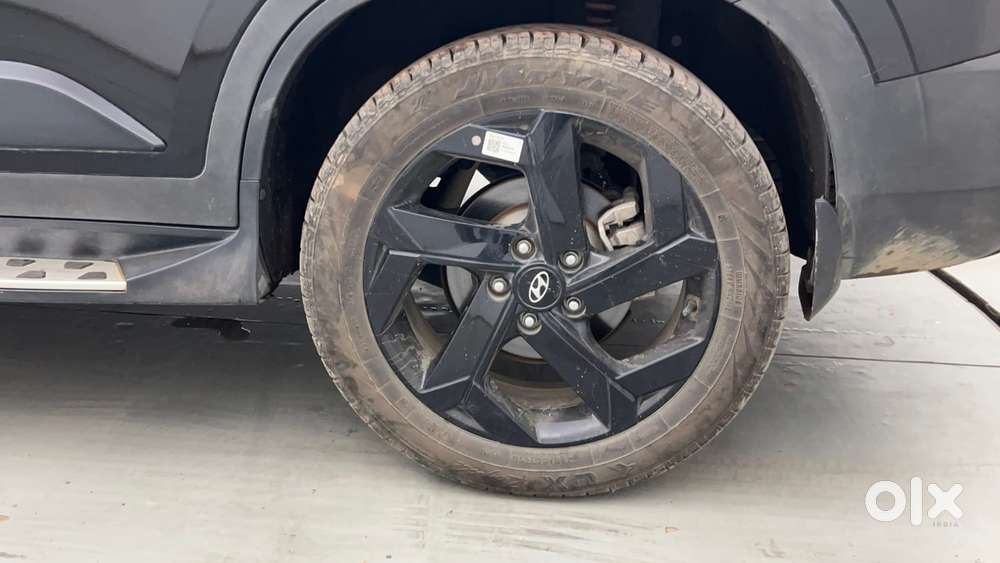 Hyundai Alcazar 1.5 Tdct Signature (o) 7s Petrol, 2023, Petrol