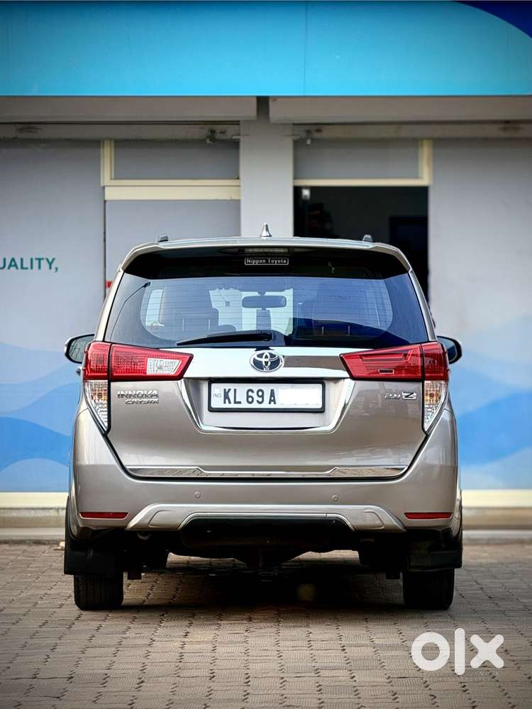 Toyota Innova Crysta 2.8z Automatic, 2017, Diesel