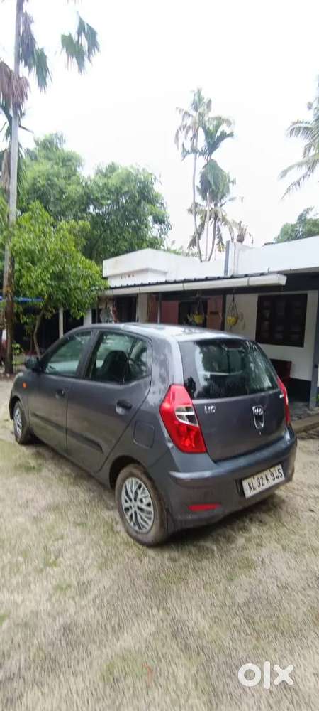 Hyundai I10 2016 Petrol 70000 Km Driven