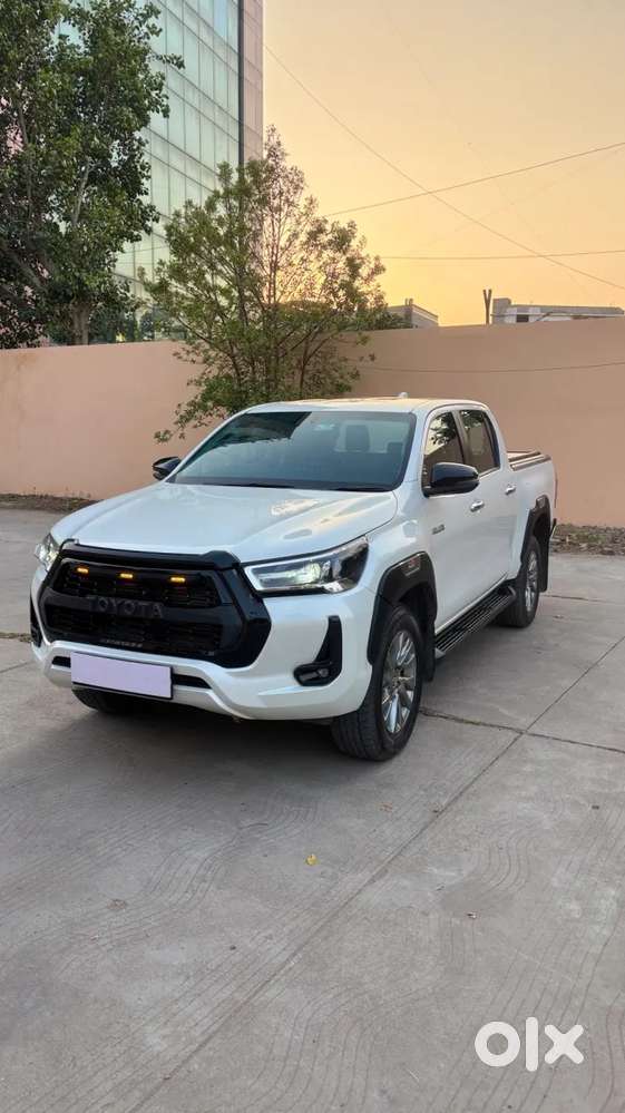 Toyota Hilux 2.8 High 4x4 Mt, 2026, Diesel