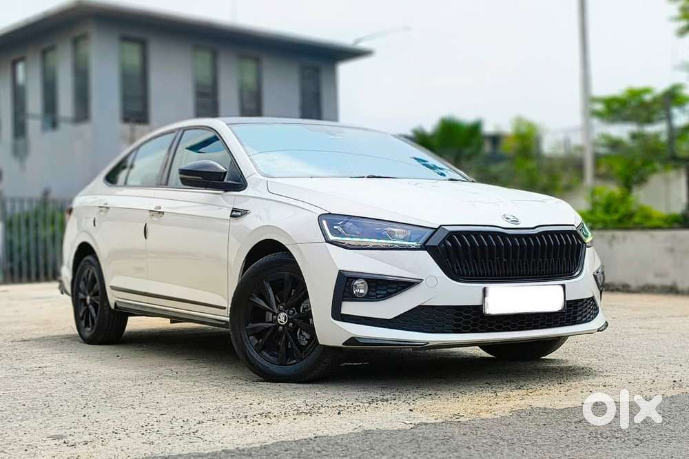 Skoda Slavia Ambition 1.0l Tsi At, 2025, Petrol
