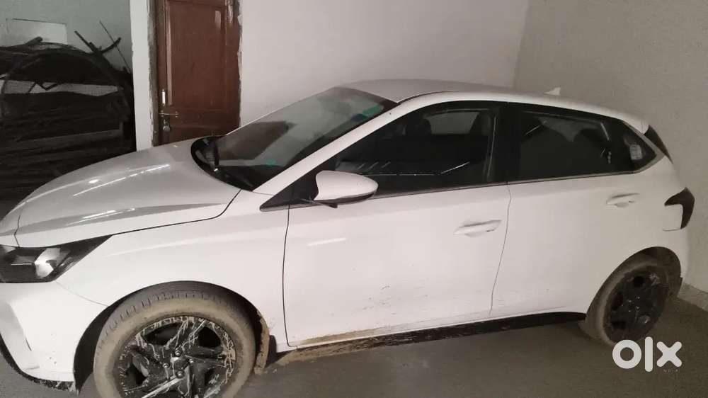 New Car With Showroom Conditio