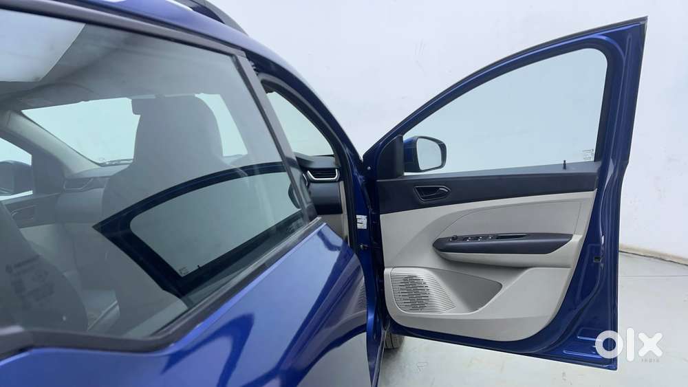 Renault Triber Rxt, 2019, Petrol