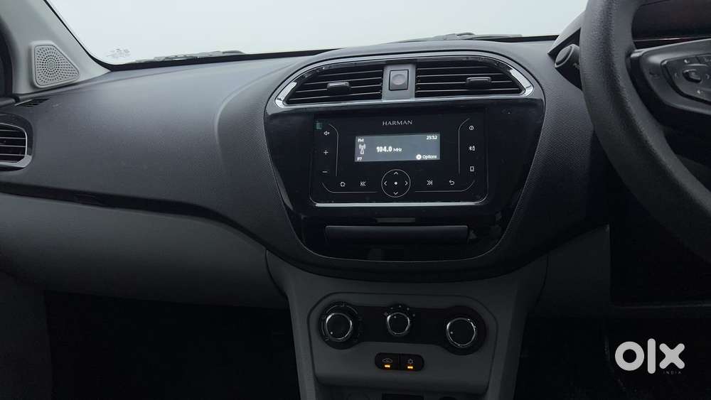 Tata Tiago 1.05 Revotorq Xt, 2023, Petrol