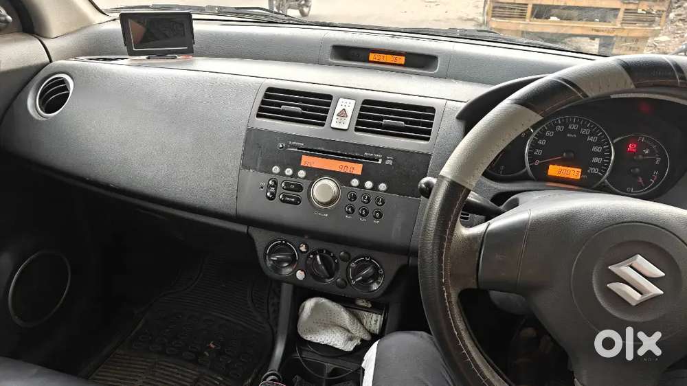 Maruti Suzuki Dzire 2013 Petrol 80000 Km Driven