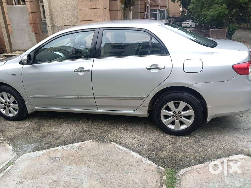 Toyota Corolla Altis G (automatic) – Petrol/cng – Excellent Condition!