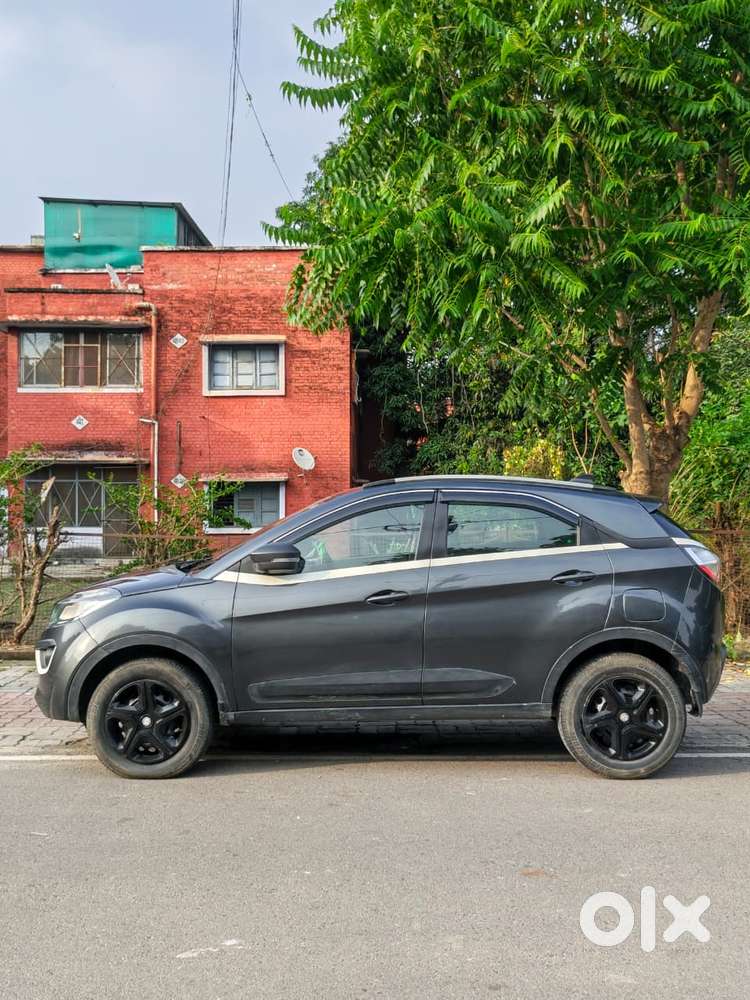 Tata Nexon 1.5 Revotorq Xt, 2018, Petrol