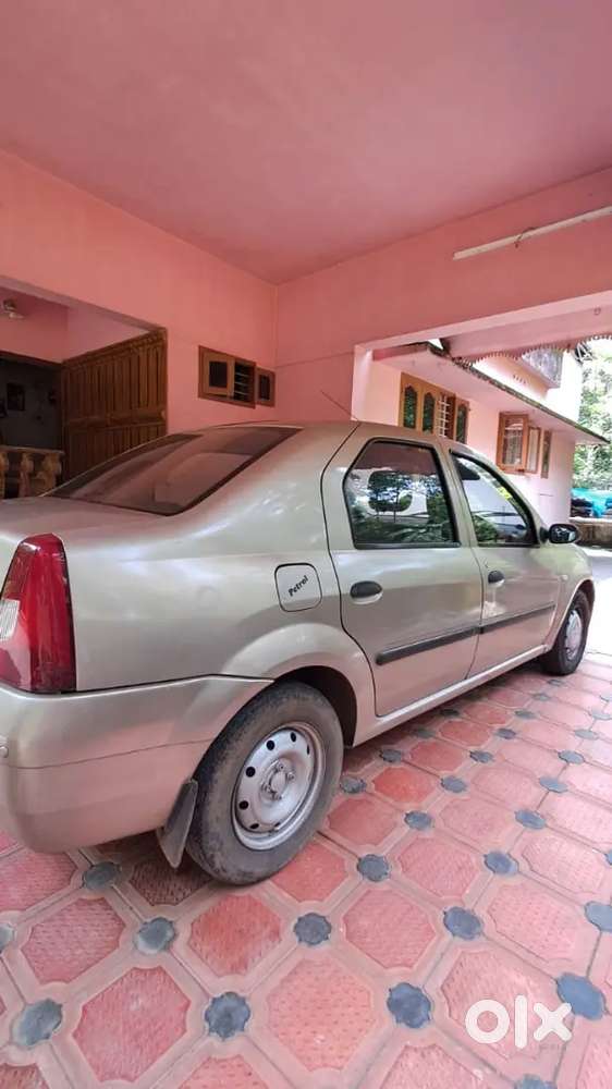 Mahindra Renault Logan 2008