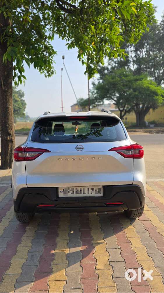 Nissan Magnite Visia 2025 Petrol