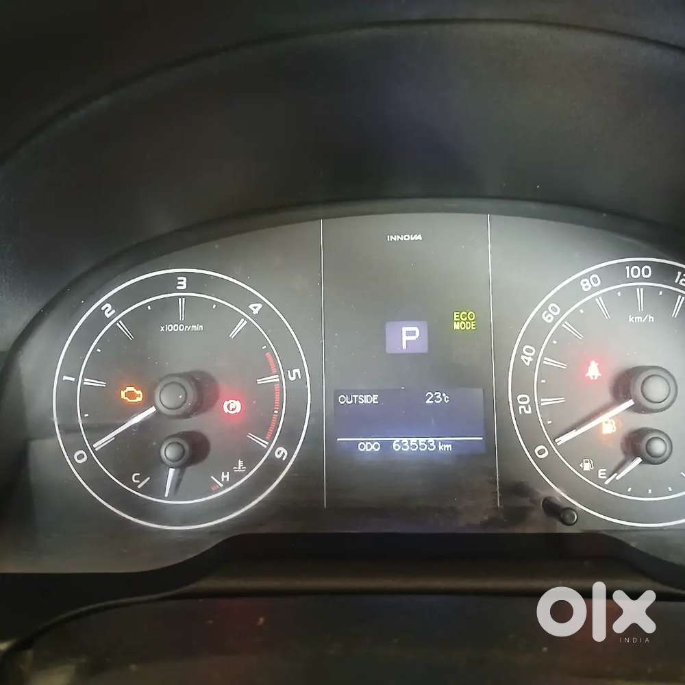 Toyota Innova Crysta 2021 Amt