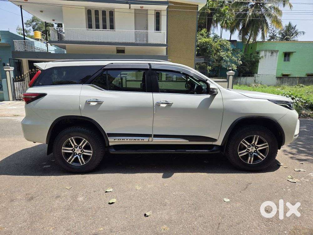 Toyota Fortuner 4x2 Mt 2.8 Diesel, 2021, Diesel
