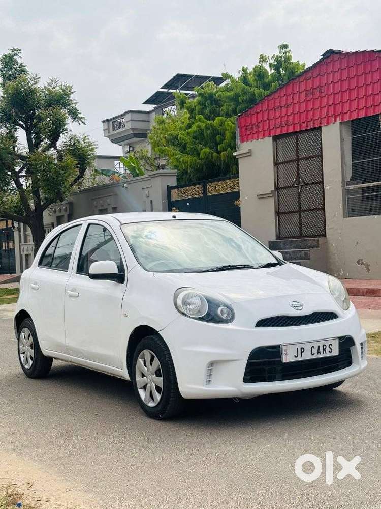Nissan Micra Cvt Xv, 2015, Petrol