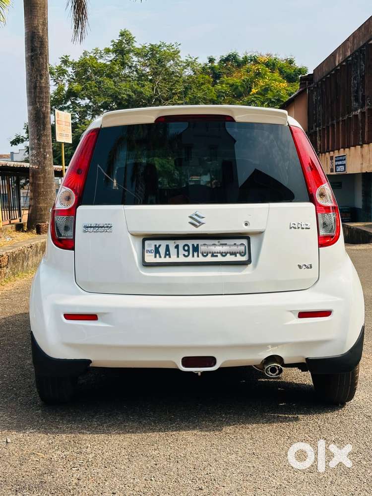 Maruti Suzuki Ritz Vxi, 2012, Petrol