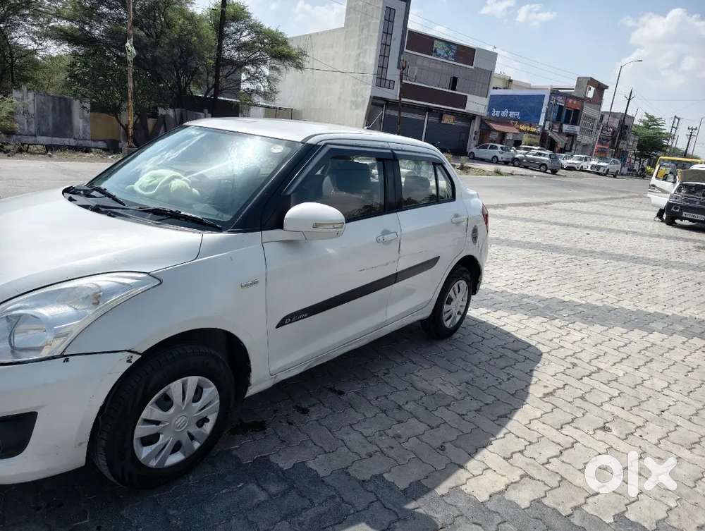 Maruti Suzuki Swift Dzire 2013 Diesel 82000 Km Driven