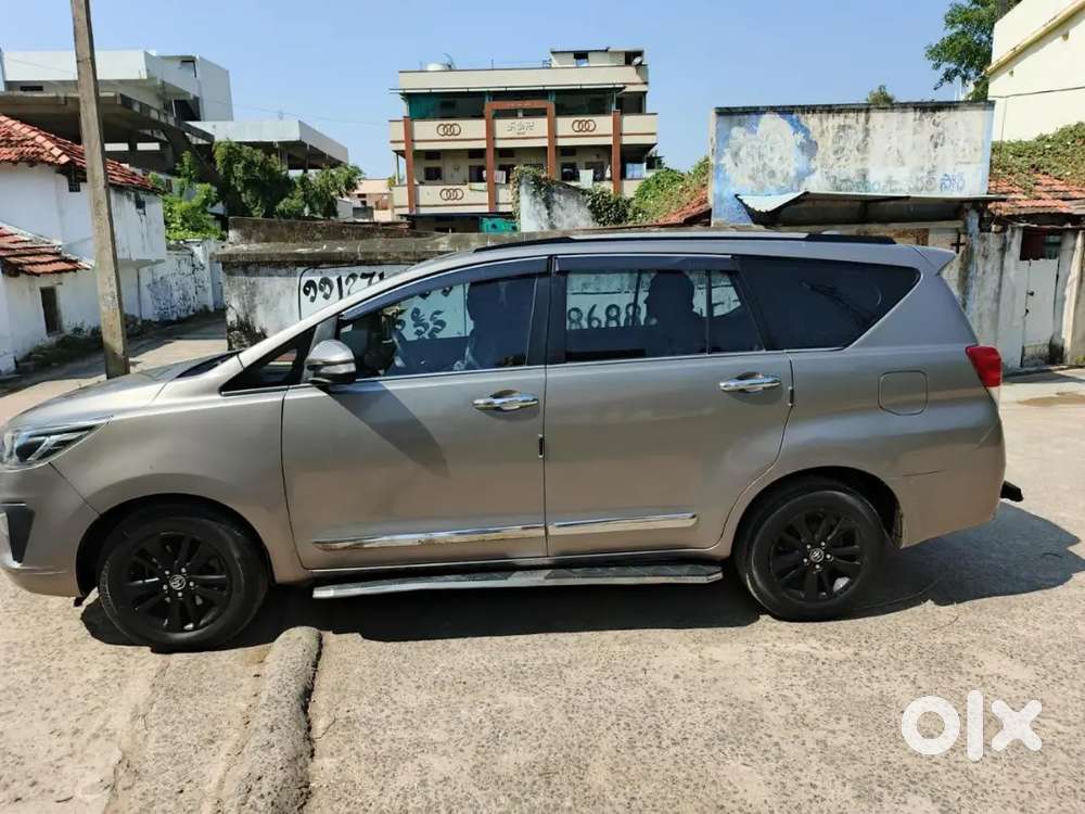 Toyota Innova Crysta 09/2017