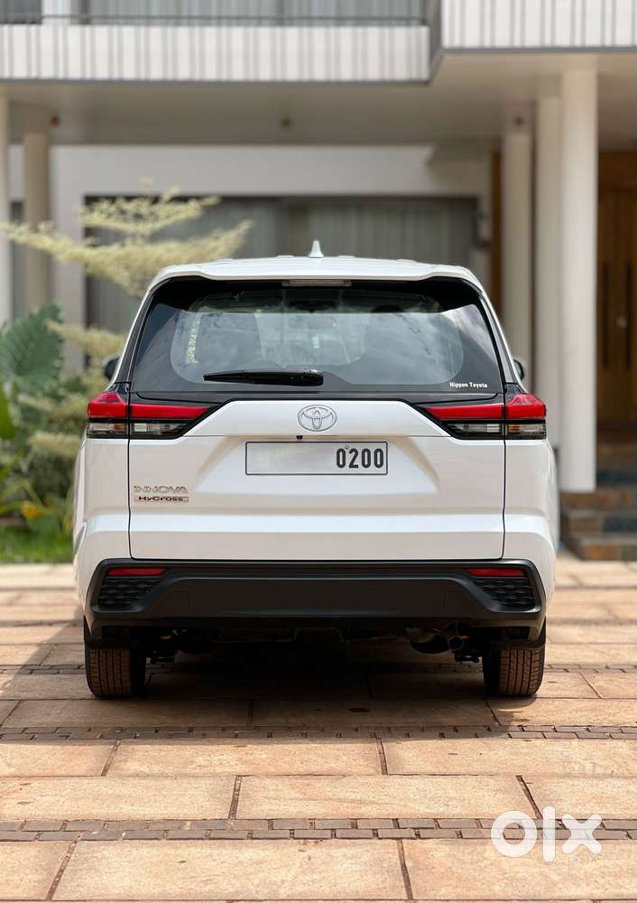Toyota Innova Hycross 2.0 Gx 7 Str, 2024, Petrol