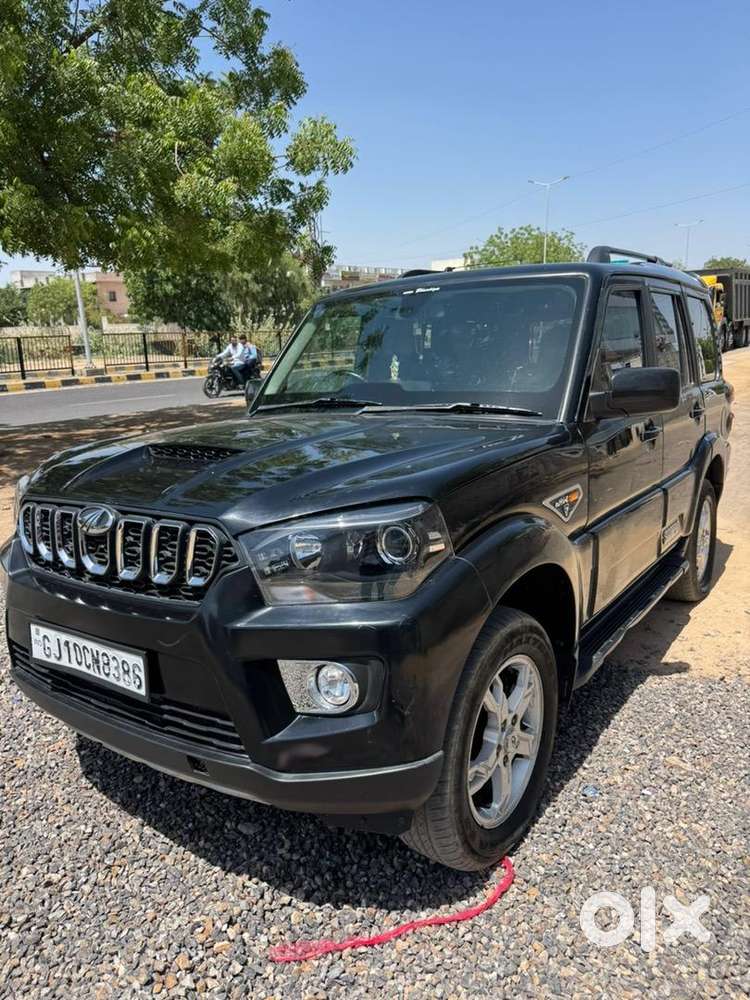 Mahindra Scorpio 2018 Diesel Well Maintained