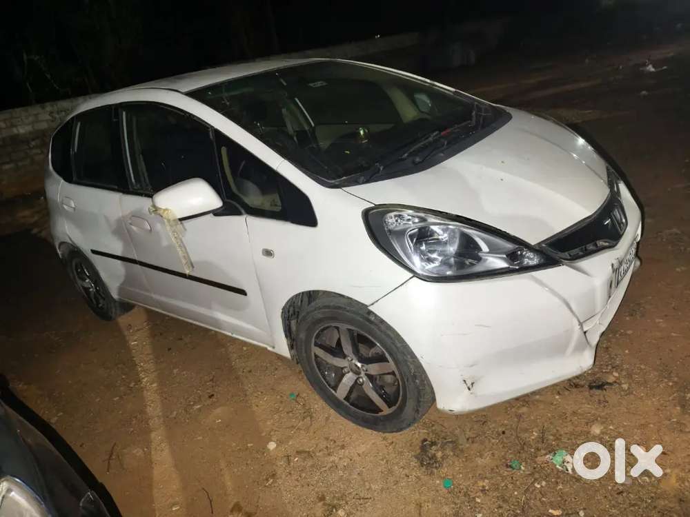 Honda Jazz 2011 Petrol 60000 Km Driven