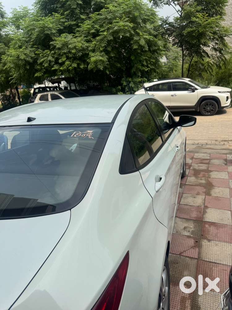 2013 Hyundai Verna Petrol Manual