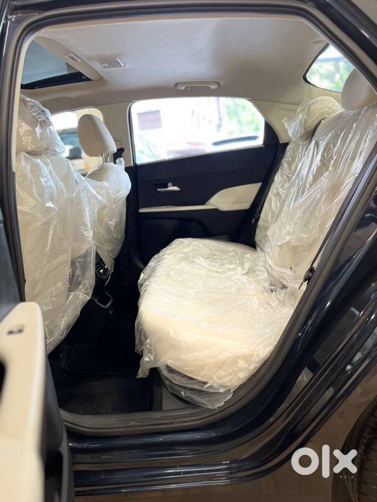 Hyundai Verna 1.5 Sx Ivt, 2025, Petrol