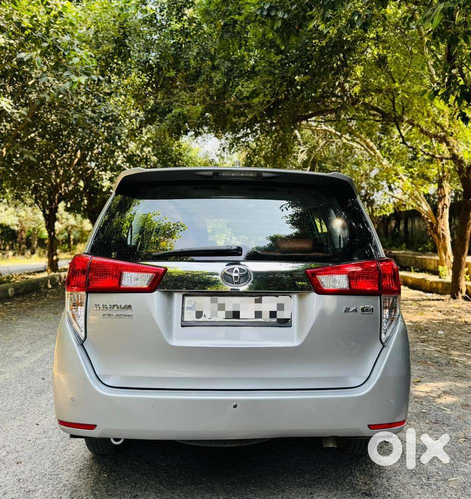 Toyota Innova Crysta 2.7 Gx At 8s, 2020, Diesel