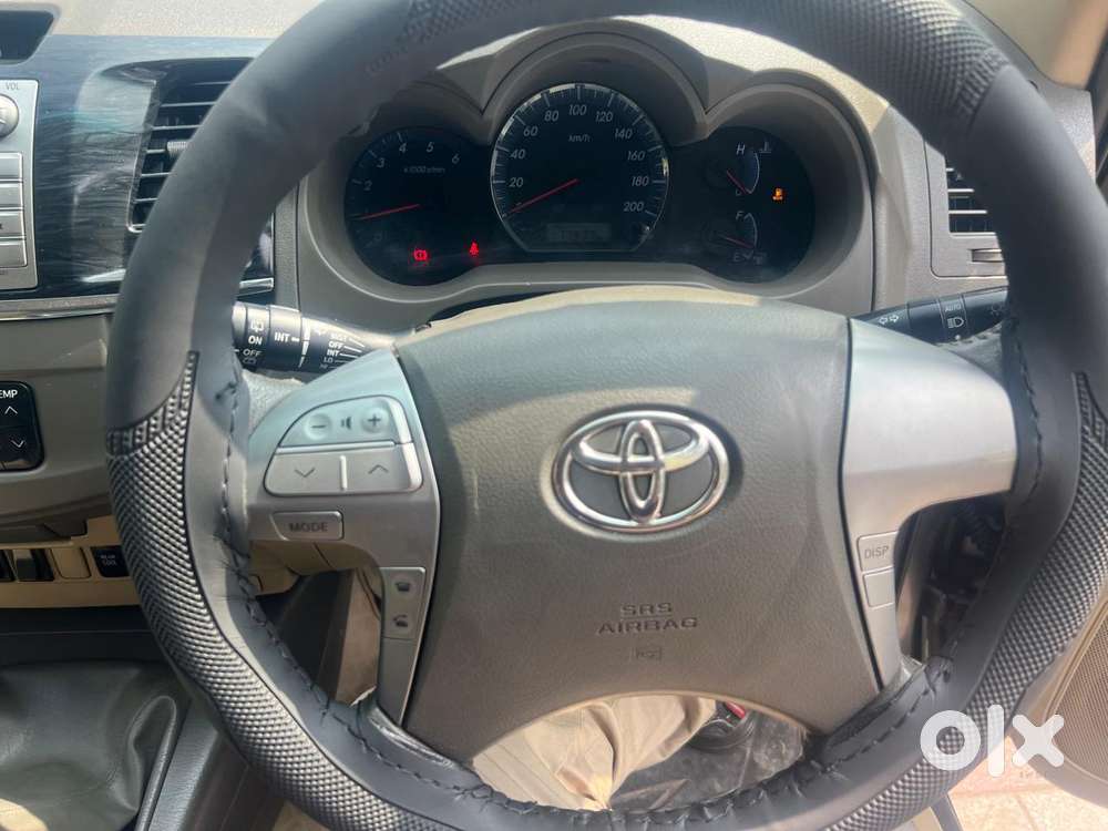 Toyota Fortuner 4x2 Manual, 2013, Diesel