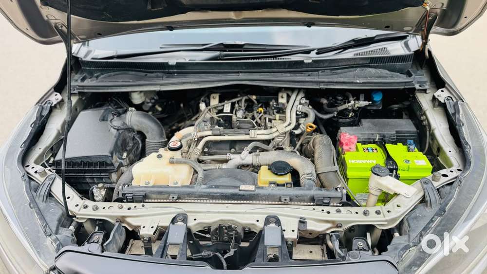 Toyota Innova Crysta [2020-ongoing] 2.4 Gx 7 Str, 2021, Diesel