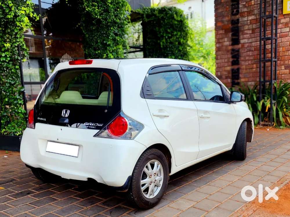 Honda Brio 2015 Petrol Well Maintained