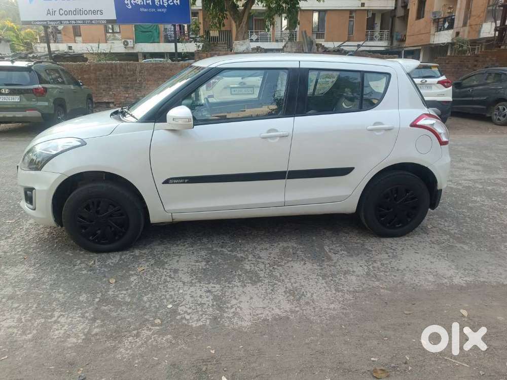 Maruti Suzuki Swift Vxi + Manual, 2014, Petrol