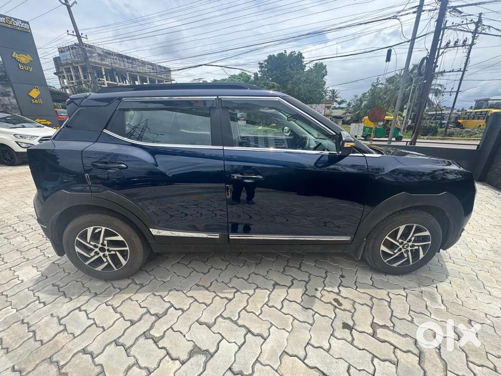 Mahindra Xuv 3xo Ax5 Pm Mt, 2025, Petrol