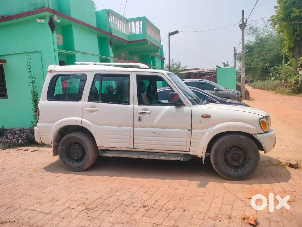 Mahindra Scorpio 2006 Diesel 16 Km Driven