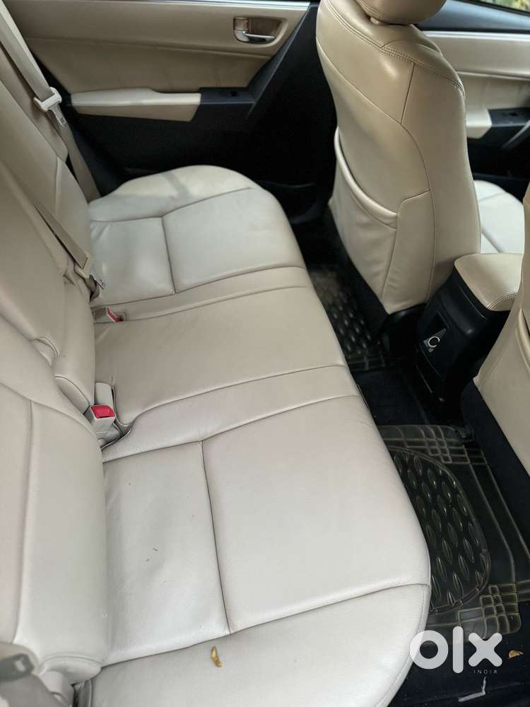 Toyota Corolla Altis 2010-2013 G, 2015, Petrol