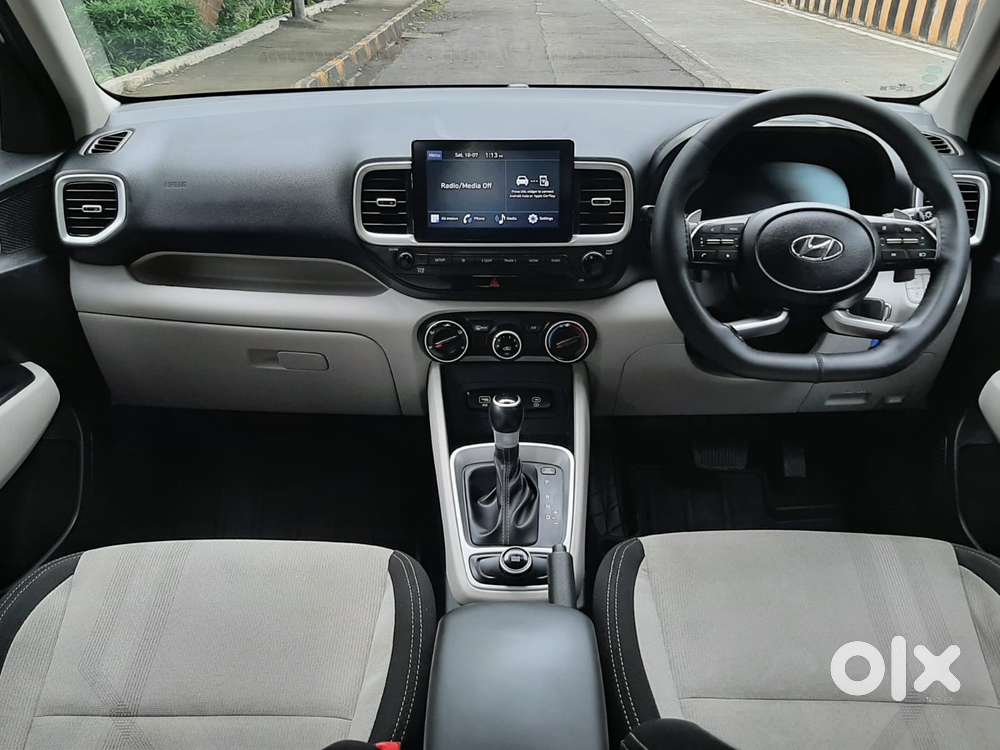 Hyundai Venue 1.0 S (o) Turbo Dct, 2023, Petrol