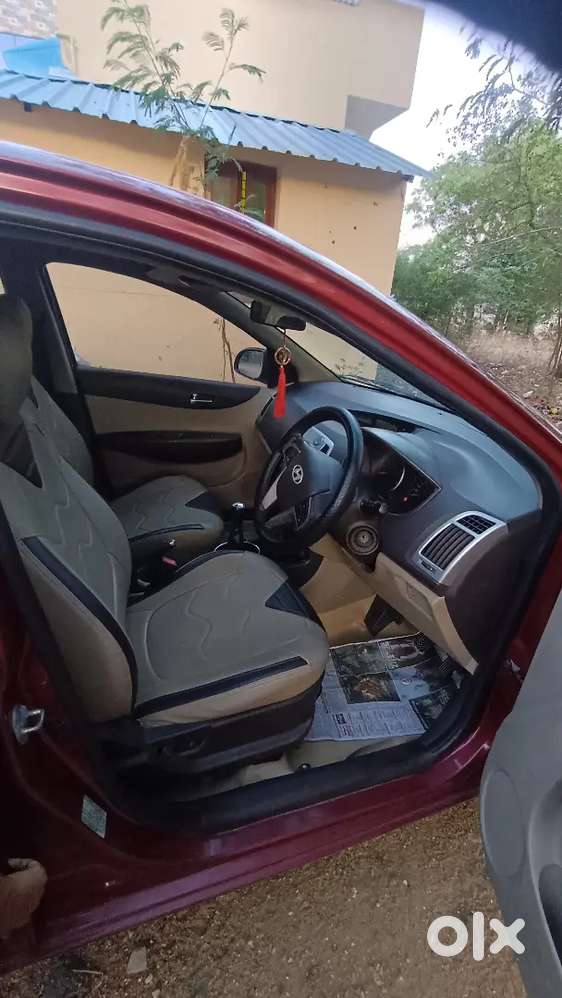 Hyundai I20 Petrol 75000 Km Driven Single Owner With Good Conditions