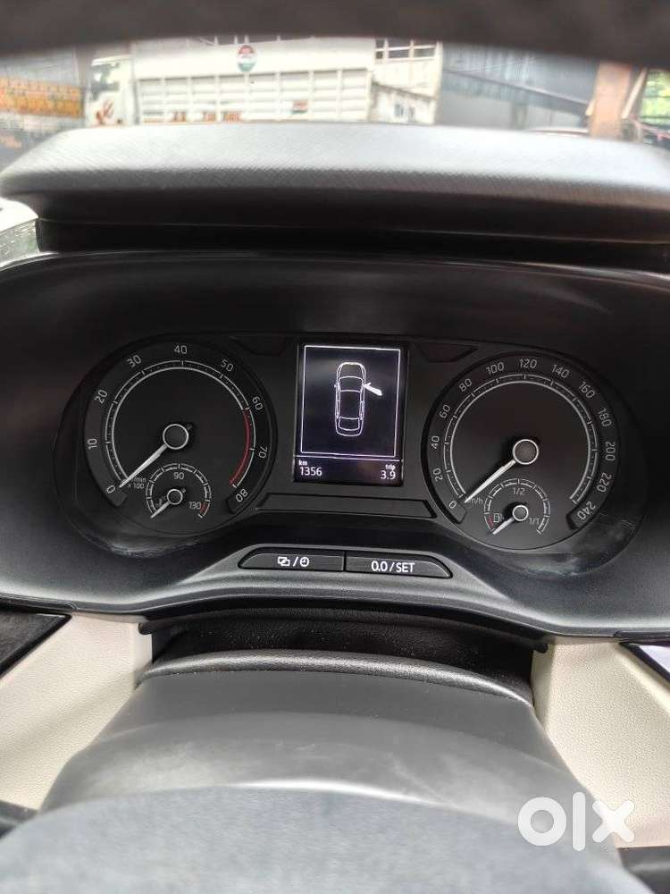 Skoda Slavia Anniversary Edition 1.0l Tsi At, 2026, Petrol