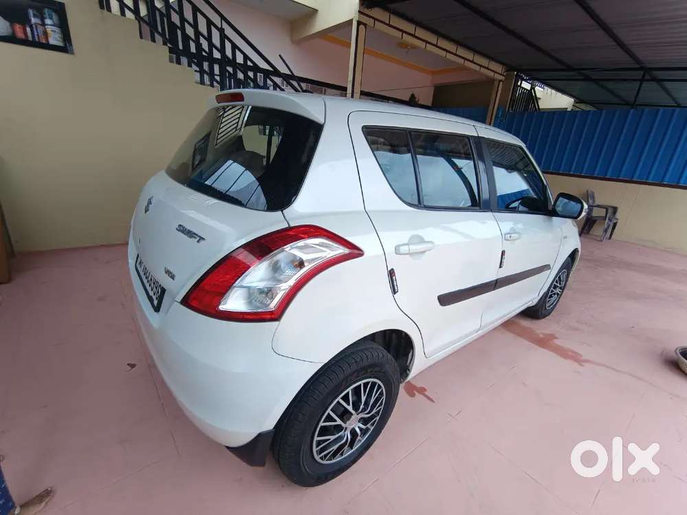 Maruti Suzuki Swift Ddis 2012 Single Owner