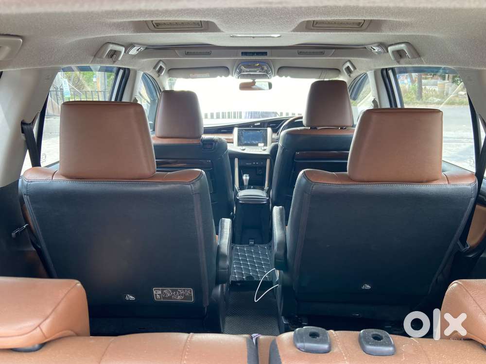 Toyota Innova Crysta 2.8z Automatic, 2018, Diesel