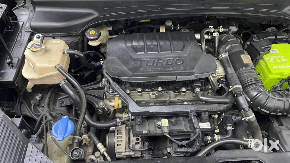 Hyundai Alcazar 1.5 Tdct Signature (o) 7s Petrol, 2023, Petrol