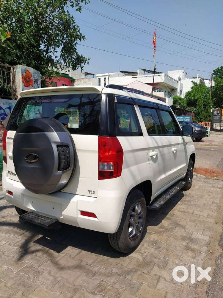 Mahindra Tuv 300 T10, 2018, Diesel