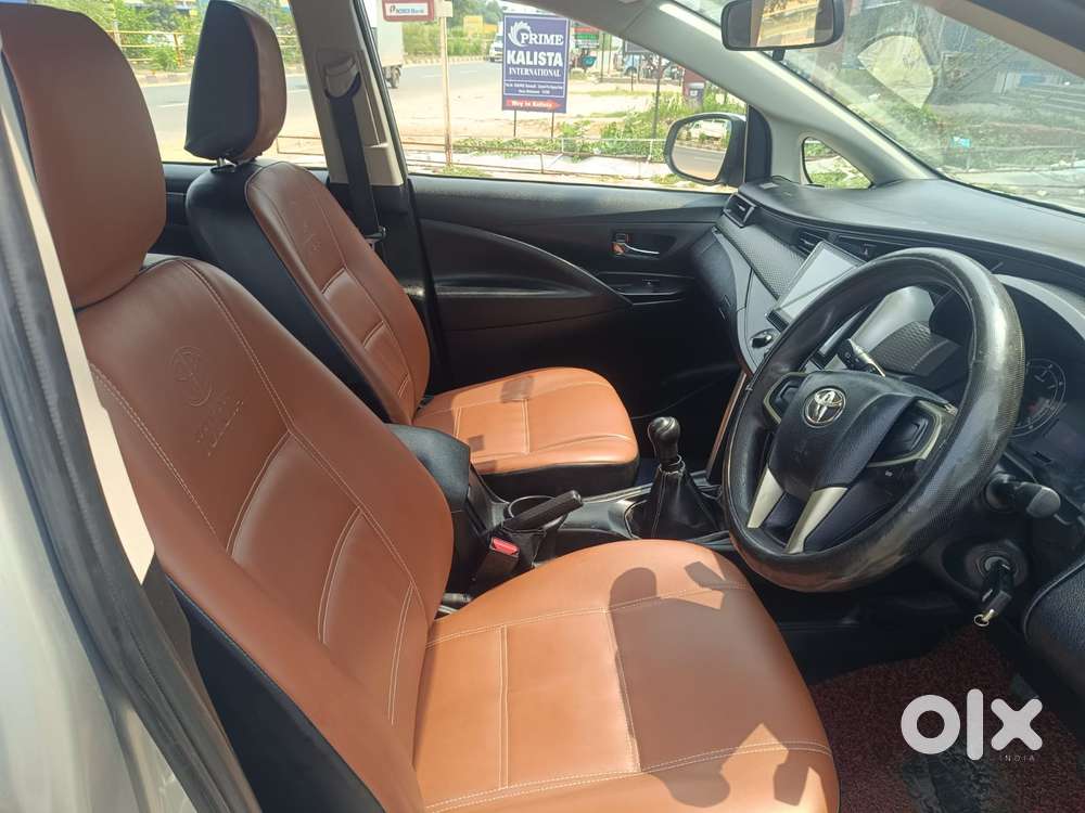 Toyota Innova Crysta 2.4 G Mt 8s, 2017, Diesel