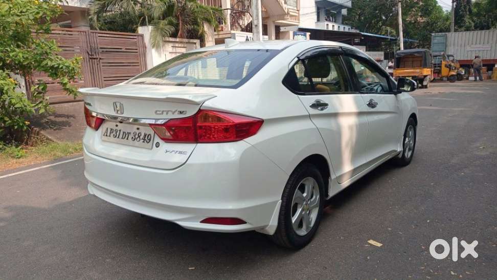 Honda City I-vtec V, 2017, Petrol