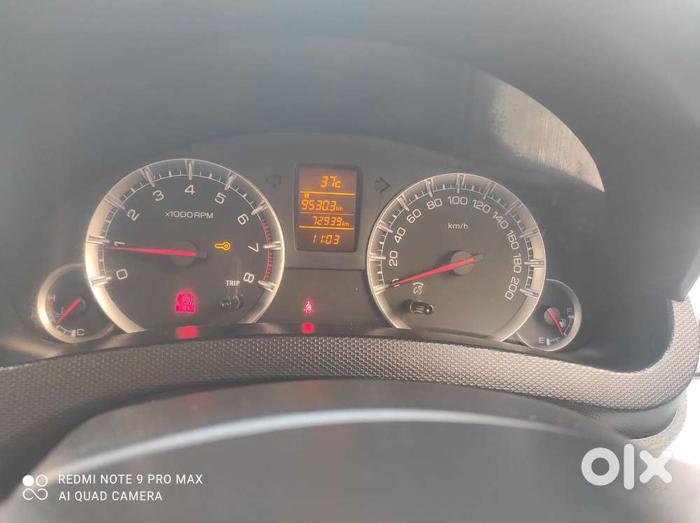 Maruti Suzuki Swift Vvt Zxi, 2016, Petrol