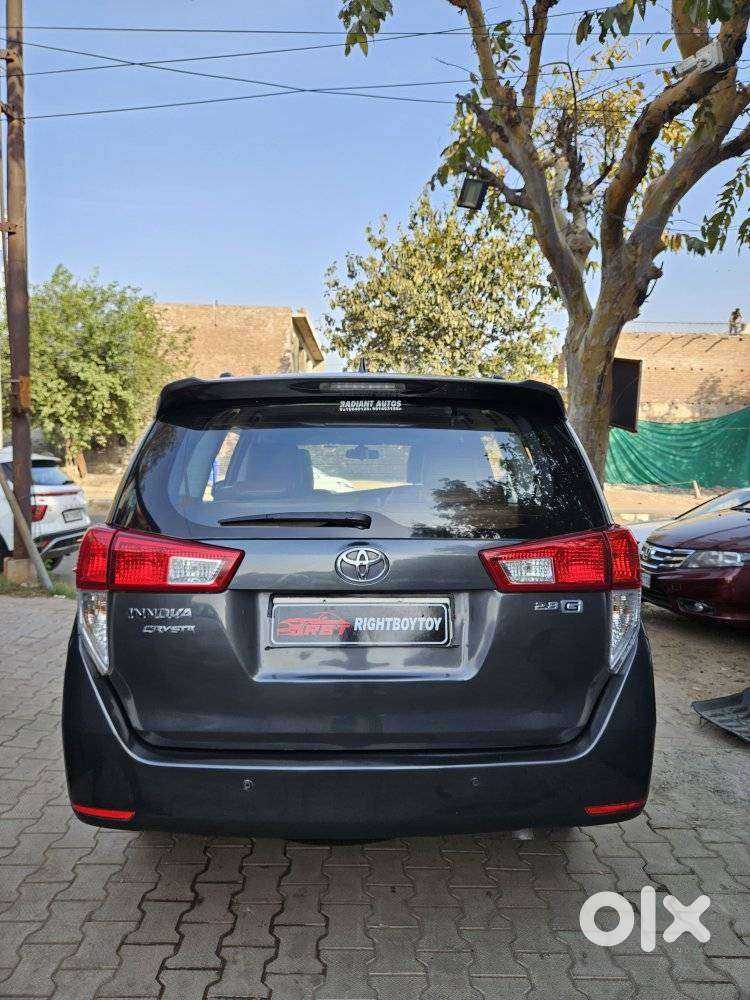 Toyota Innova Crysta 2.8 Gx At, 2017, Diesel