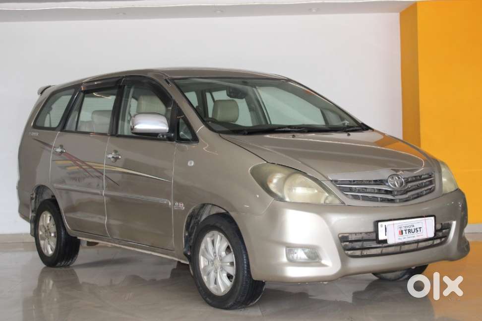Toyota Innova 2.5 Vx 8 Str, 2011, Diesel