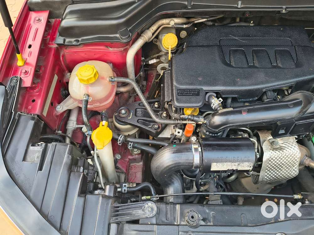 Mahindra Xuv300 W8 Option, 2021, Petrol