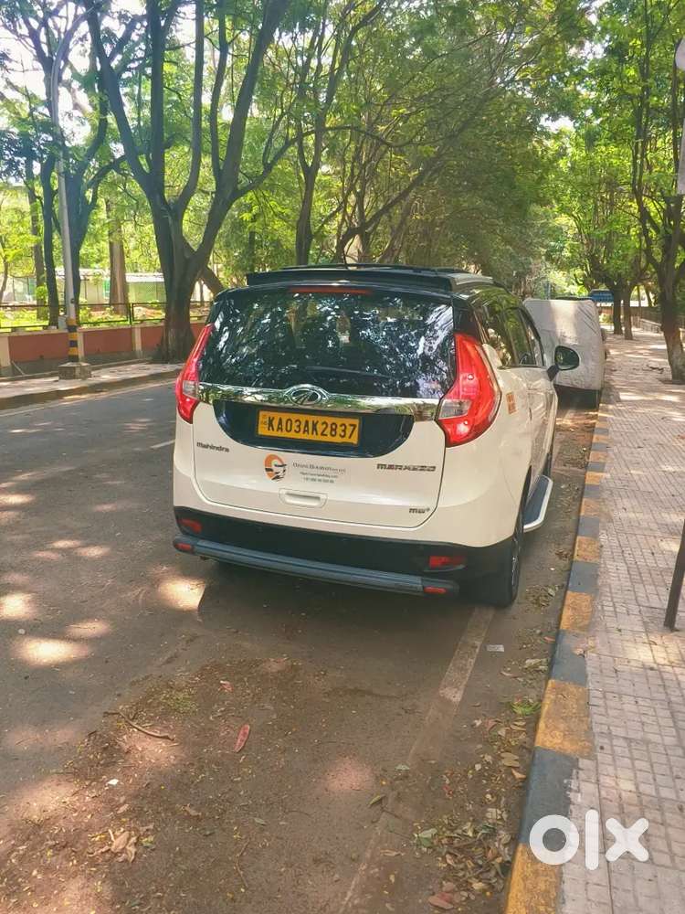 Mahindra Marazzo 2022 Diesel 90000 Km Driven