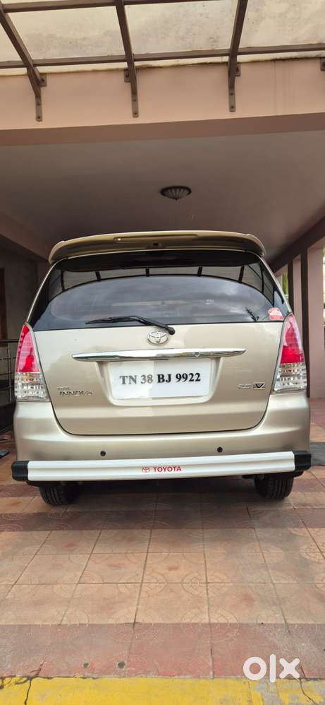 Toyota Innova 2.5 V 7 Str, 2011, Diesel