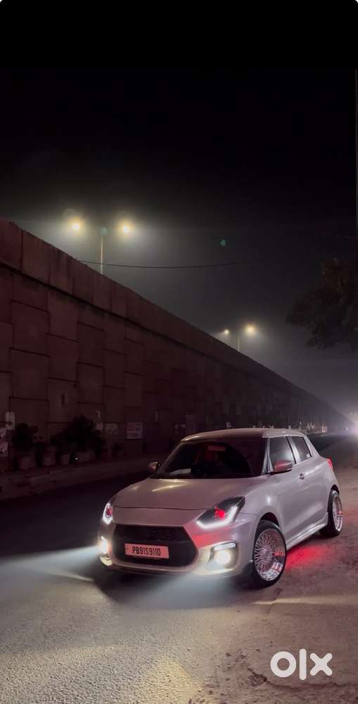 Swift Vxi Petrol 2023 Silver