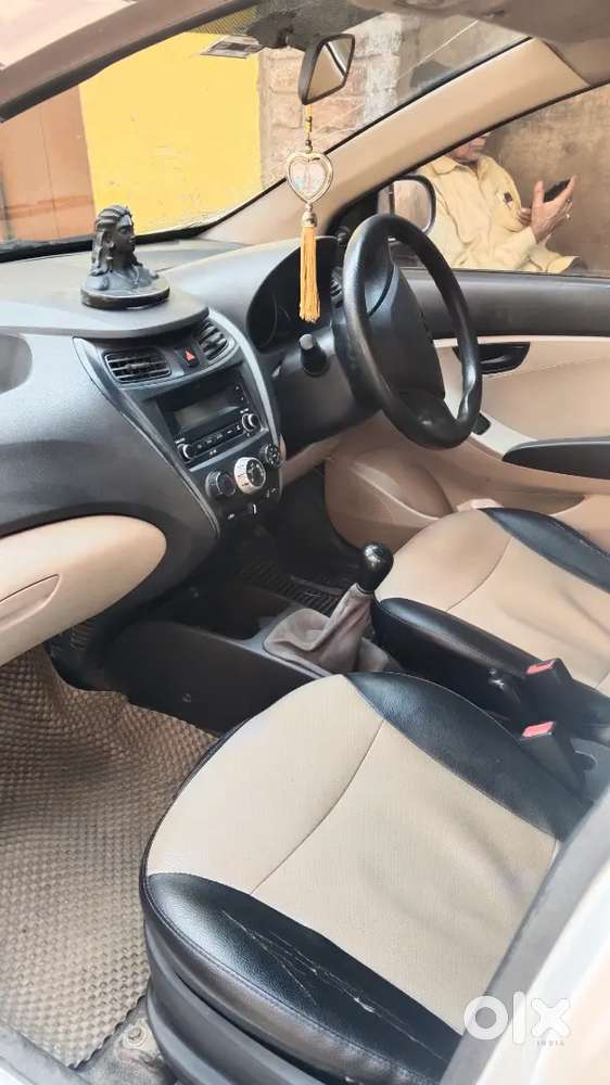 Hyundai Eon 2014 Model Variant