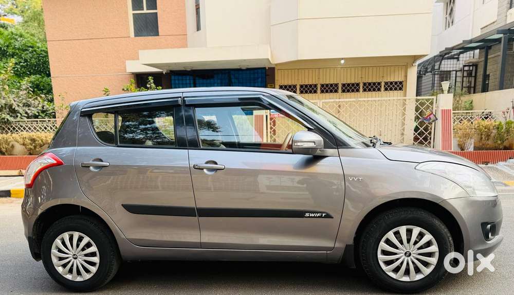 Maruti Suzuki Swift Vxi + Manual, 2013, Petrol
